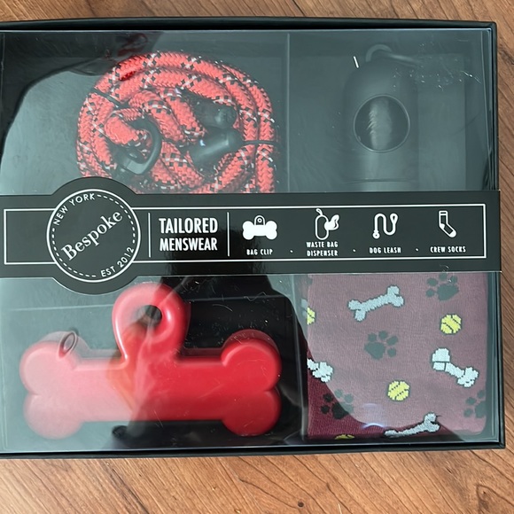 NIB Bespoke Dog Gift Box Travel Accessory Set- One Size - Picture 6 of 7
